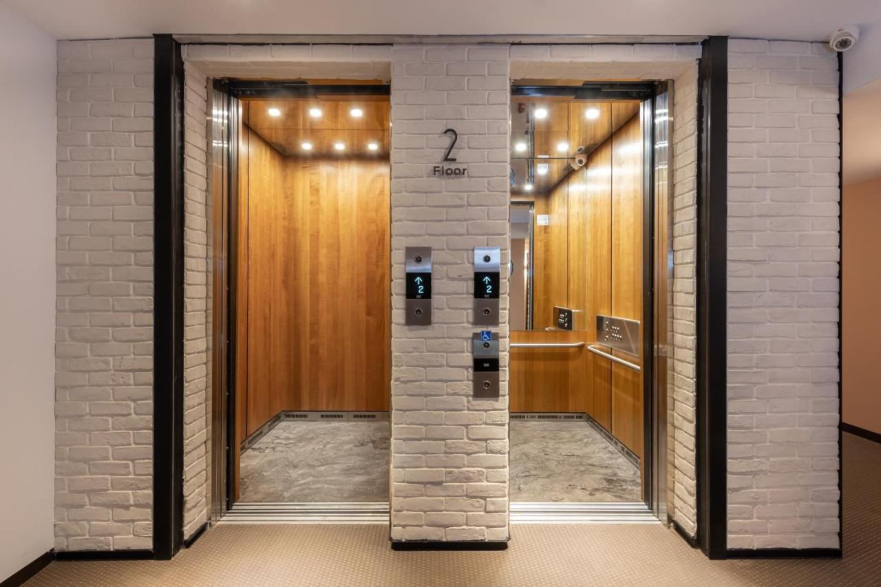 River Inn Station كاوشيونغ المظهر الخارجي الصورة
