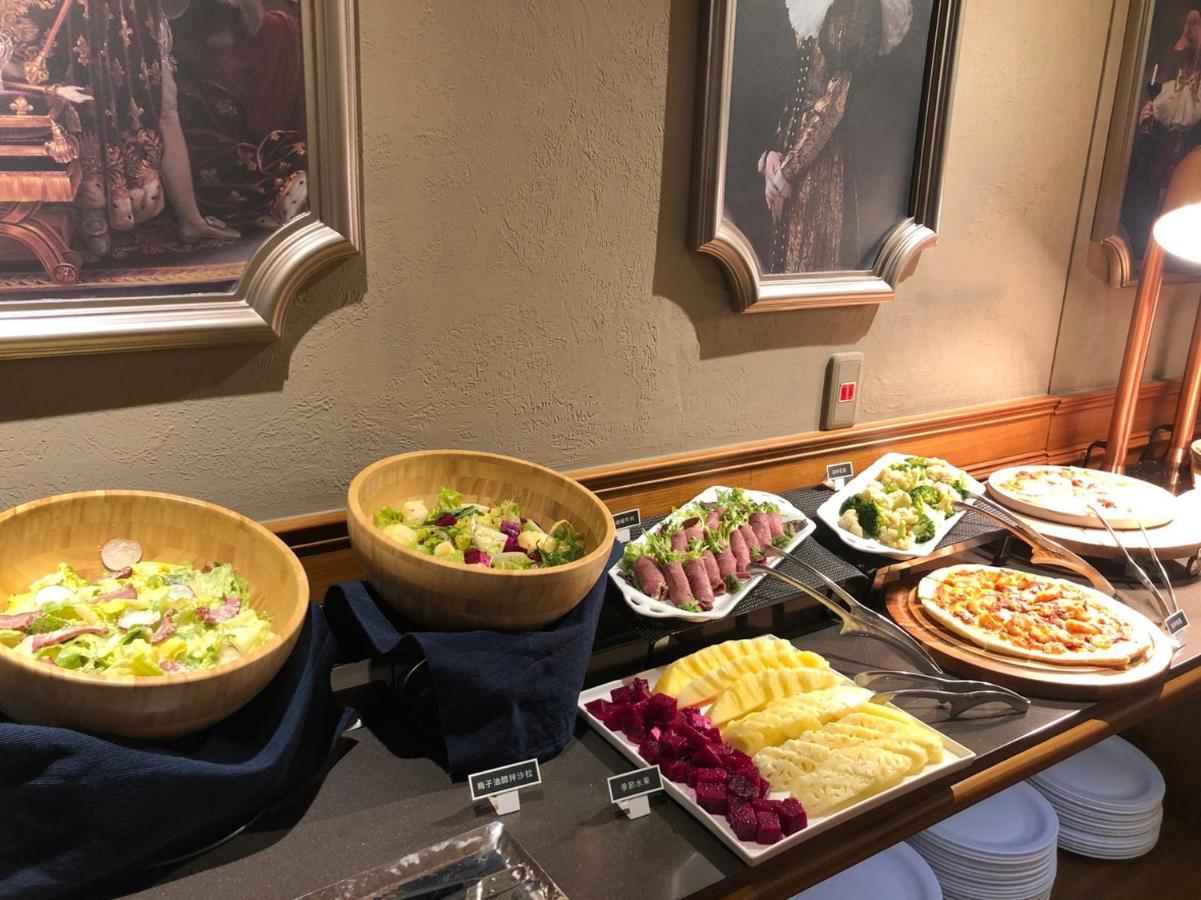River Inn Station كاوشيونغ المظهر الخارجي الصورة